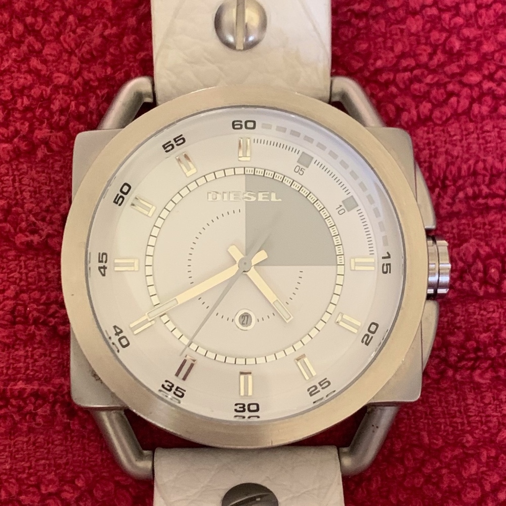 Diesel White Dial White Leather Men's Watch